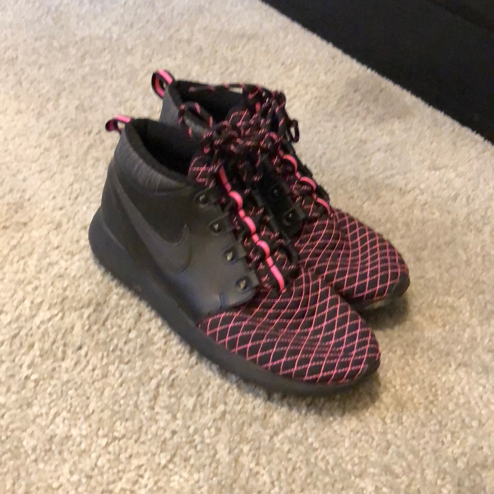 Ladies Shoes